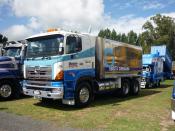 Hino Tipper