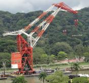 Tugs & Cranes On The Canal.oct.2012.