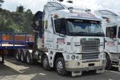 Freightliner,  Mac Kenzie Transport,  Waitakere