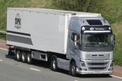 Volvo FH16 750XL V8 South M6 14/04/2014.