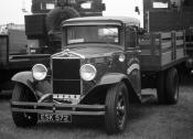 Diamond T Truck