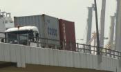 Leaving Kepple Container Terminal.april 2011.