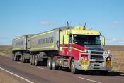 Linfox Logistics Freightliner Century Class