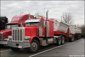 Shine Trucking Peterbilt 389
