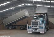 Jackson Roadhaul Kenworth T650
