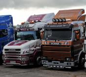2 Scania's