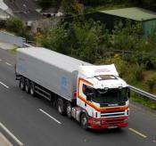 R828 KSO Scania 124L-400