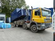 MX07 SRY DAF CF 8x4 Loading A Waste Skip/compactor