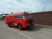 LUN 354 Works Fire Engine