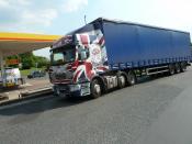 RX12 CTY Renault Premium Renault UK