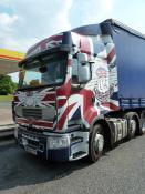 RX12 CTY Renault Premium Renault UK
