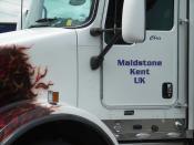 Kenworth recovery vehicle on Thurrock services