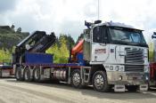 Freightliner,  Mac Kenzie Transport,  Waitakere