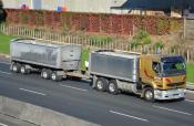 Mack,  Regal Haulage