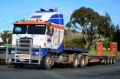 Kenworth K100e,  Hookers,  Auckland