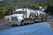 Mack,  Monaro Fuel Haulage,  Mt Ousley Rd