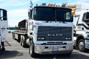 Mack Ultraliner,  Menefy Transport, Palmerston North