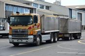 Hino,  Regal Haulage,  Tamahere