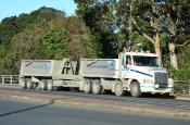 Freightliner,  Winstones,  Auckland