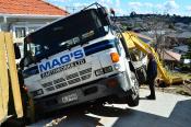 Hino,  Maq's Earthworks,  Rosedale Rd