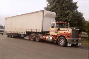 Mack Superliners,  Te Rapa