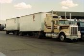 Kenworth,  Dot Line.  Kingman Az
