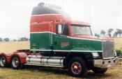 Freightliner,  Castrol Racing.