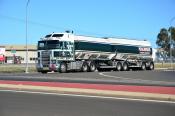 Kenworth,  Mac Innis Tankers,  Dubbo