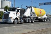 Kenworth,  Golden Bay Cement,  Mt Maunganui