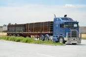 Kenworth,  Nr Laverton