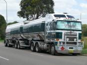 Kenworth, Mac Innes Tankers,  Liverpool
