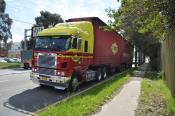 Freightliner Argosy,  Linfox, St.peters