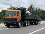 Mercedes SK 1827 (WGF 2324)