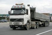 Volvo FH16 (JNN 9925)