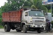 Nissan Diesel Resona (JEE 2839)