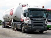 Scania P420 (BKG 7913) Mox-Linde