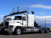 Mack Fleetliner