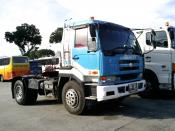 Nissan Diesel (xb 8486 J) Goldin